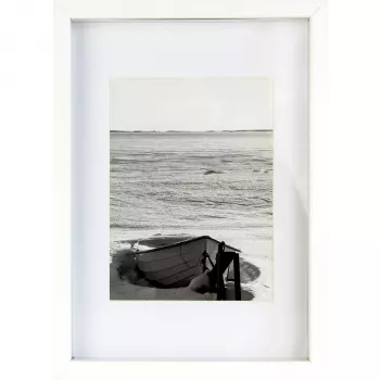 NIELSEN DESIGN Nielsen Aura White 21x29.7 Wood Picture Frame with Mat 1121001