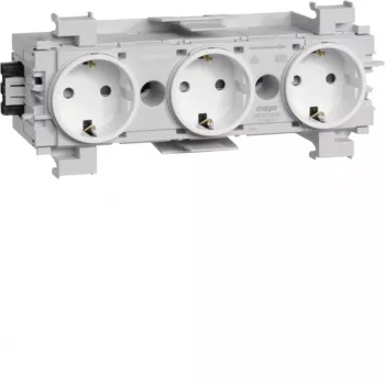 HAGER GS30019016 3-Gang Socket Outlet, Polar White, Quick-Connect Terminals