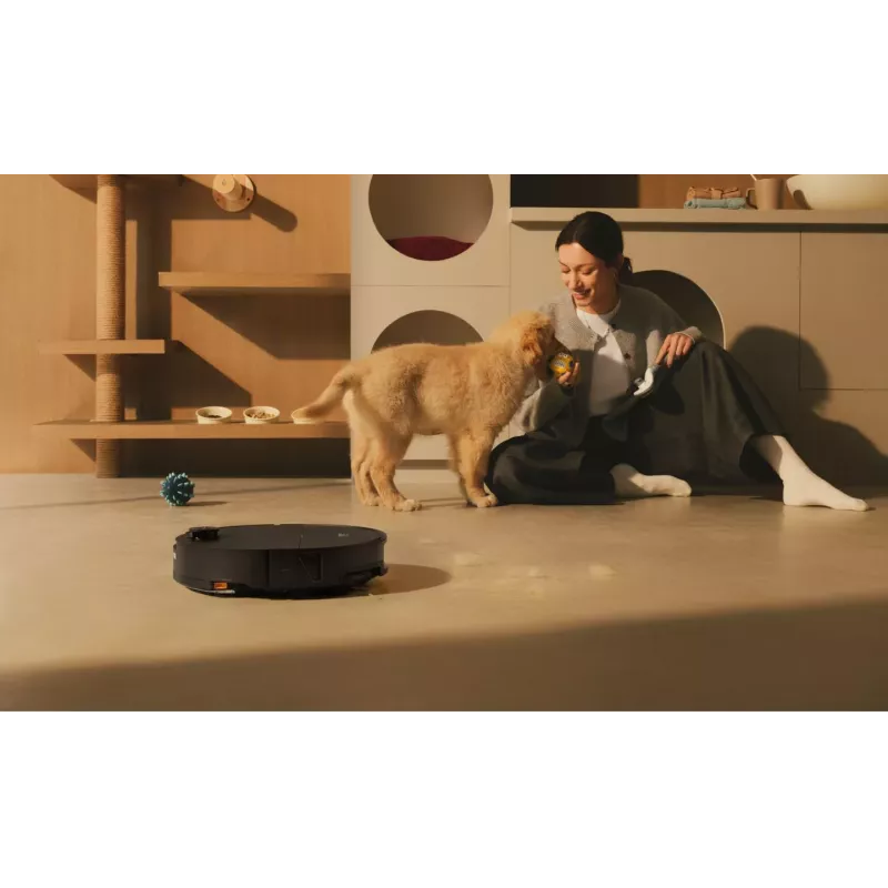 Roborock Saros 20 Sonic Black Robot Vacuum and Mop with Empty Wash Fill Dock
