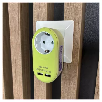ENTAC Socket Adapter with 2x USB-A Lime