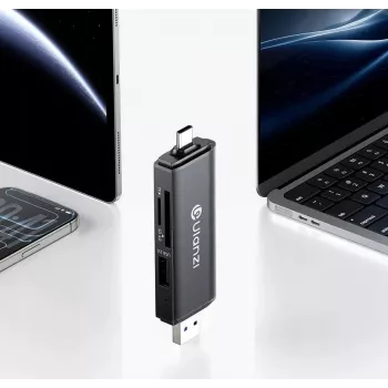 ULANZI CR3 3-in-1 SD/MicroSD/USB Card Reader with USB-C and USB-A Connectors