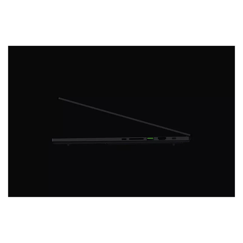 Razer Blade 16 - 16 inch QHD+ 240Hz OLED Display, Intel Core Ultra 9 386H, 64GB RAM, 2TB SSD, NVIDIA GeForce RTX 5090, Windows 11