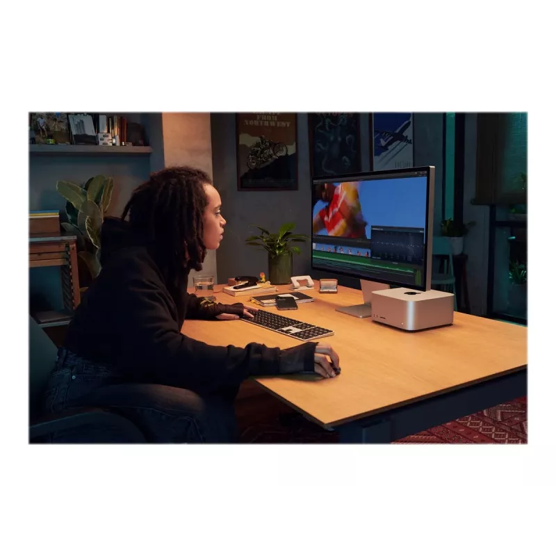 Apple Studio Display 27 inch 5K Retina Monitor Standard Glass Silver