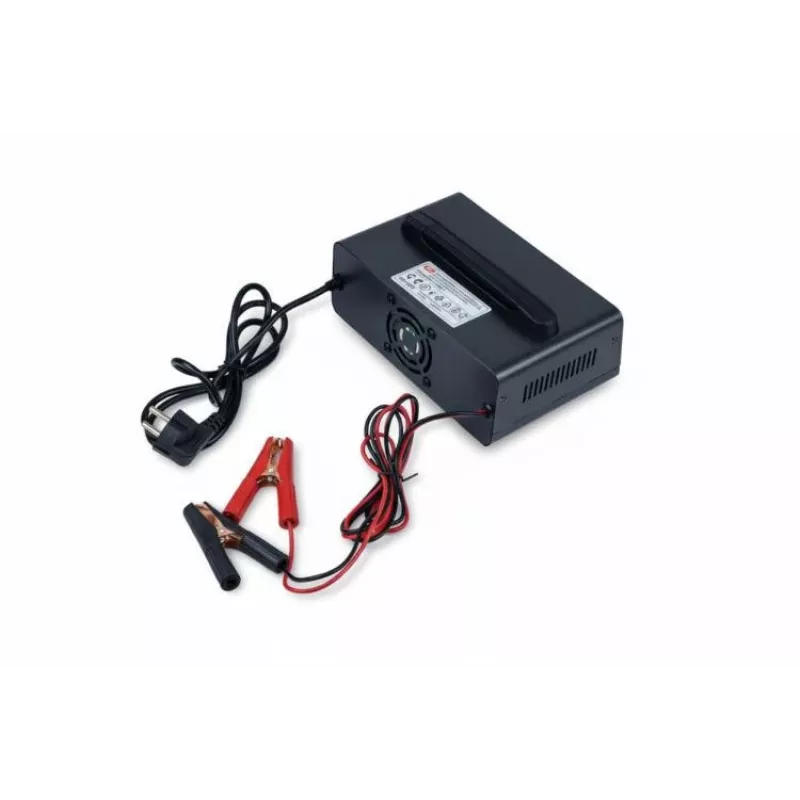 VOLT POLSKA Smart Charger 12V/24V 15A A20 Black