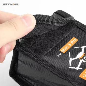 SUNNYLIFE Battery Carrying Case for DJI Mini 3 Pro / Mini 4 Pro - Holds 3 Li-Po Batteries (Black)
