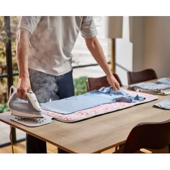Joseph Joseph Swift Portable Ironing Mat Peach Blossom 90 x 60 cm