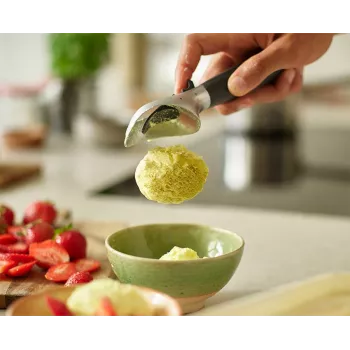 Joseph Joseph Elevate Grey Ice Cream Scoop with Zinc Alloy Head and Integrated Tool Rest