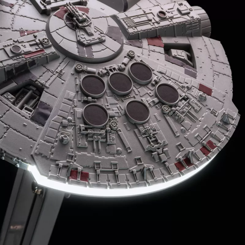 Paladone Star Wars Millennium Falcon Posable Desk Light V4