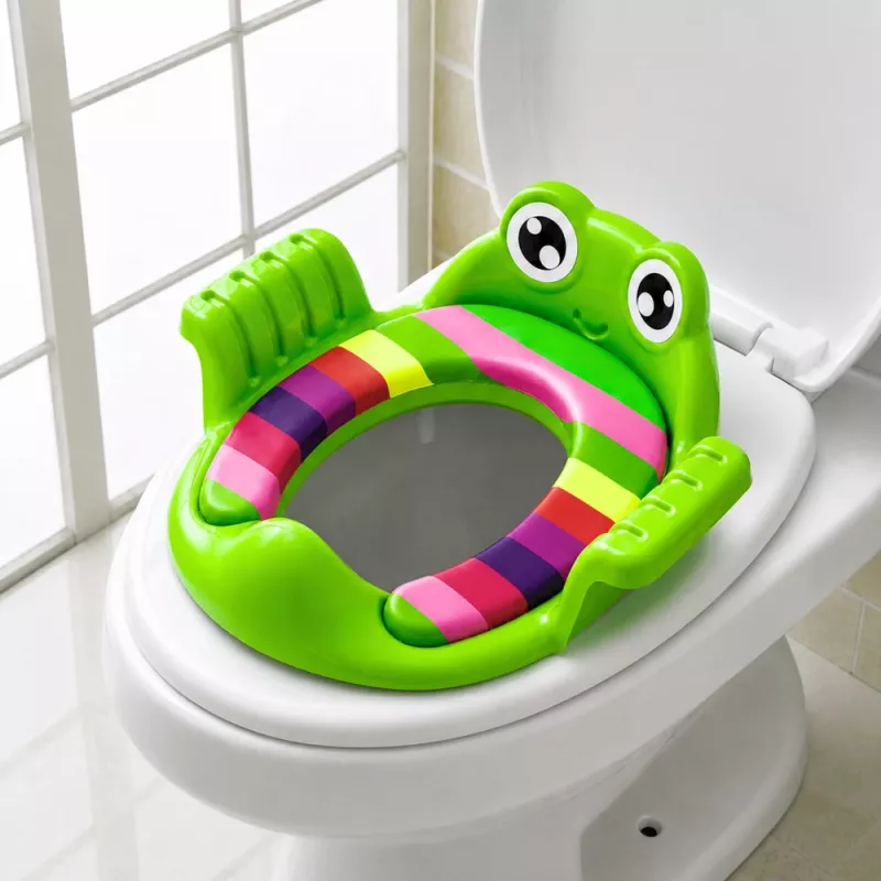 LEAN TOYS Toilet Seat Cover for Children Soft Seat with Handles Green