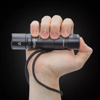 MacTronic Black Eye X52 THH0080 handheld flashlight