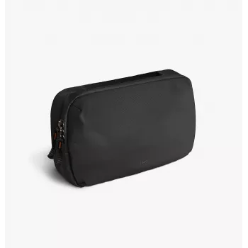 UNIQ Denver Tech Kit Pouch 2.5L Black - Water-Resistant Tech Organizer with Multiple Compartments