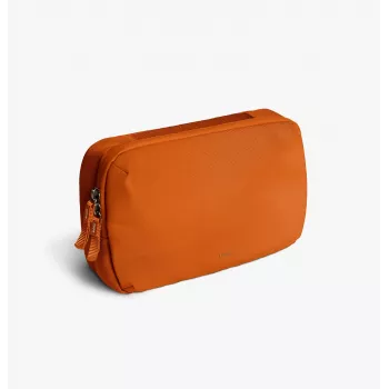 UNIQ Denver Tech Kit Pouch 2.5L Orange