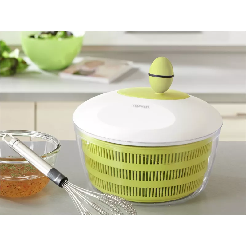 LEIFHEIT Salad Dryer Trend 4.5L Crank-Driven Salad Spinner with Serving Bowl, Green Lid