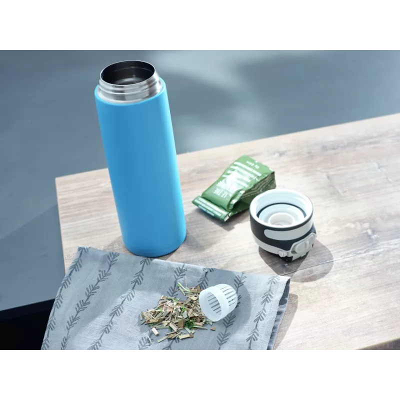 LEIFHEIT Thermos Flip 600ml Light Blue Vacuum Insulated Stainless Steel Bottle