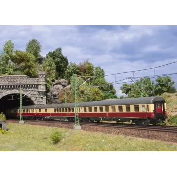 Märklin 43861 H0 VW Beetle Police Car Model, Pre-Assembled, 1:87 Scale