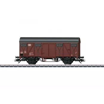 Märklin 44500 H0 Covered Freight Car with Brakeman's Platform, DB, Era IV