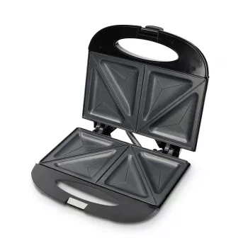 Melissa Sandwich Toaster 750W Black – Non-Stick Triangular Plates, Cool-Touch Handle, Locking Clip, Vertical Storage