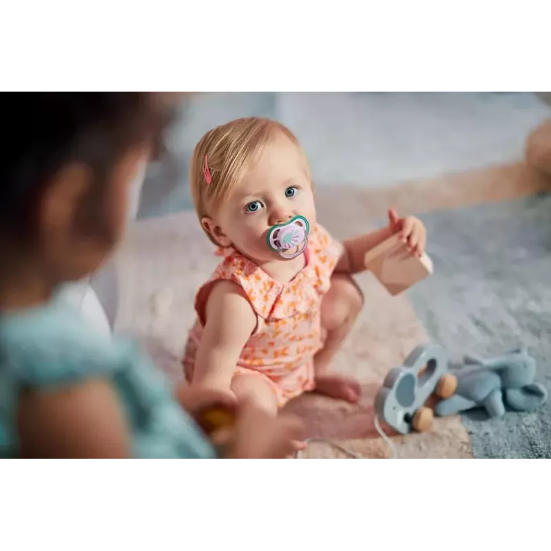 Philips Avent Ultra Air Deco Pacifier 0-6 Months, Girls, 1-Pack