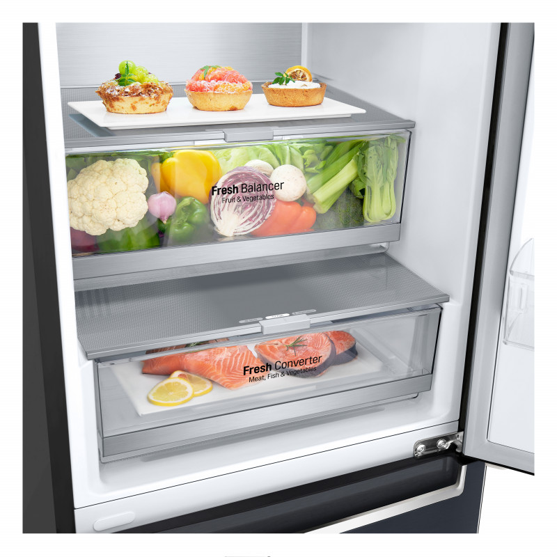 LG GBB92MCBAP Freestanding Fridge-Freezer Combination, 384 L, Total No Frost, Matte Black