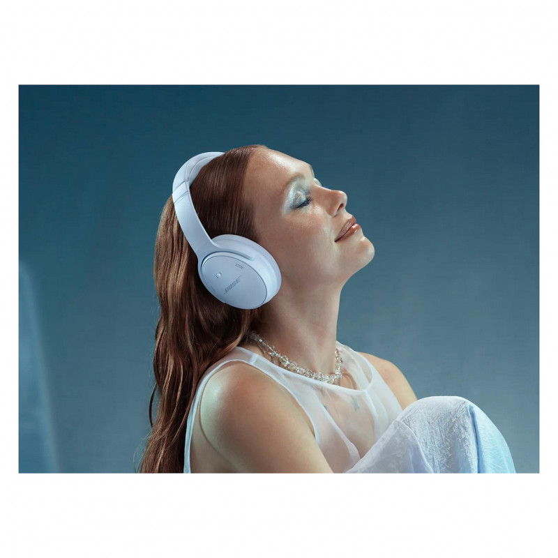 Bose QuietComfort Headphones Ice Blue