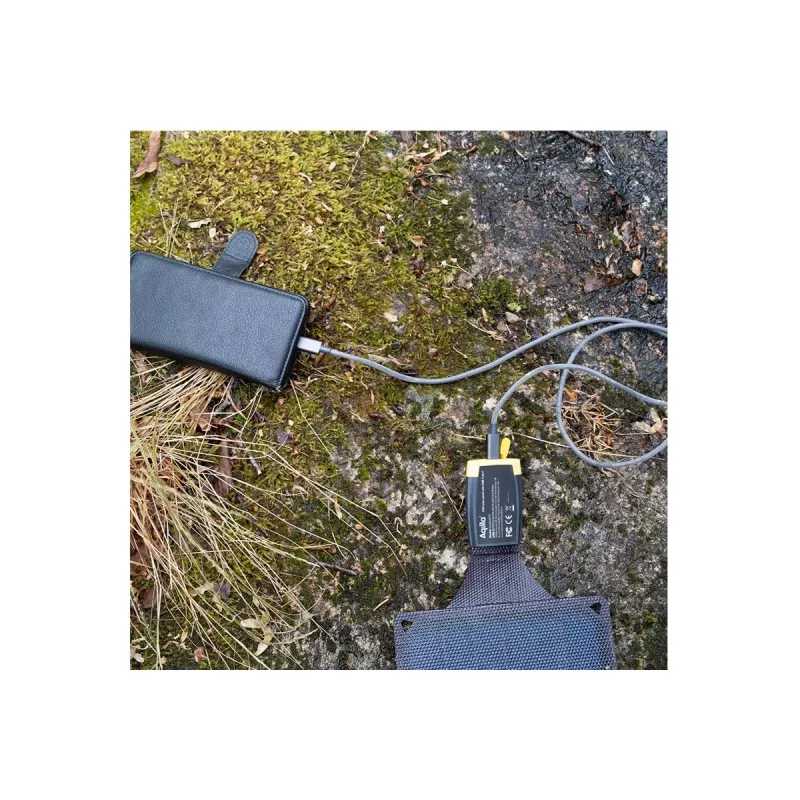 Aqiila Sunbird P21 - Foldable Solar Charger with USB-C Port
