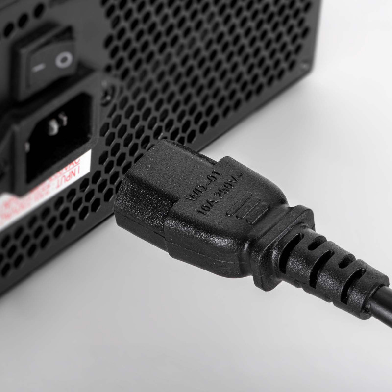 Akyga AK-PC-01A Power Cable CEE 7/7 (Schuko) to IEC C13, CCA 3 x 0.5 mm², 1.5 m, Black