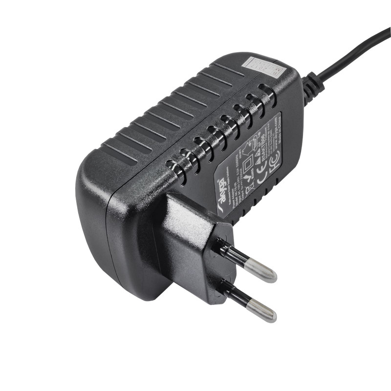 Universal power adapter Akyga AK-TB-06 5.0V / 2.5A 12.5W micro USB B 1.1m