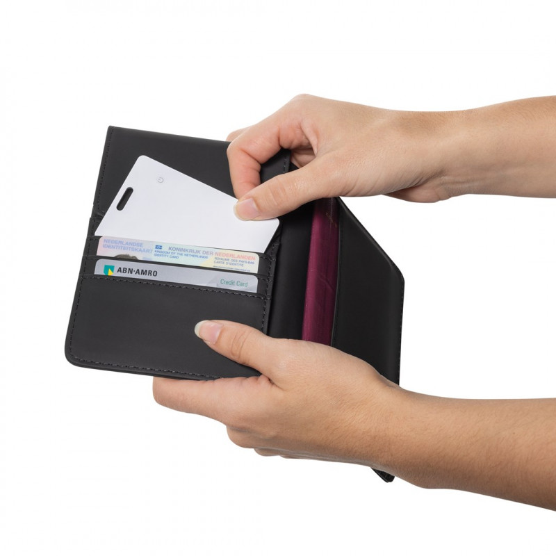 XD Design Connects FindIt Dual RCS wallet tracker card, Apple Find My & Android Find Hub, P301.6403