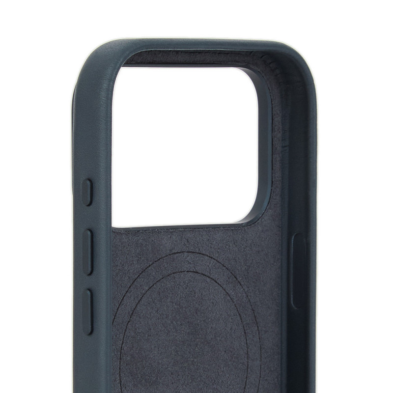 Mujjo Troubadour Leather Case for Apple iPhone 18 Pro / 17 Pro, MagSafe, basalt