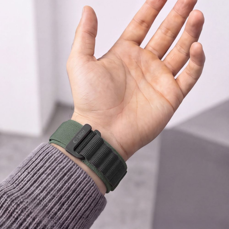 Tech-Protect Nylon Pro THP6034 watch strap for Garmin Fenix 5X / 5X Plus / 6X / 6X Pro / 7X / 8 / 8 Pro / 9 / 9 Pro (51 mm), green / black