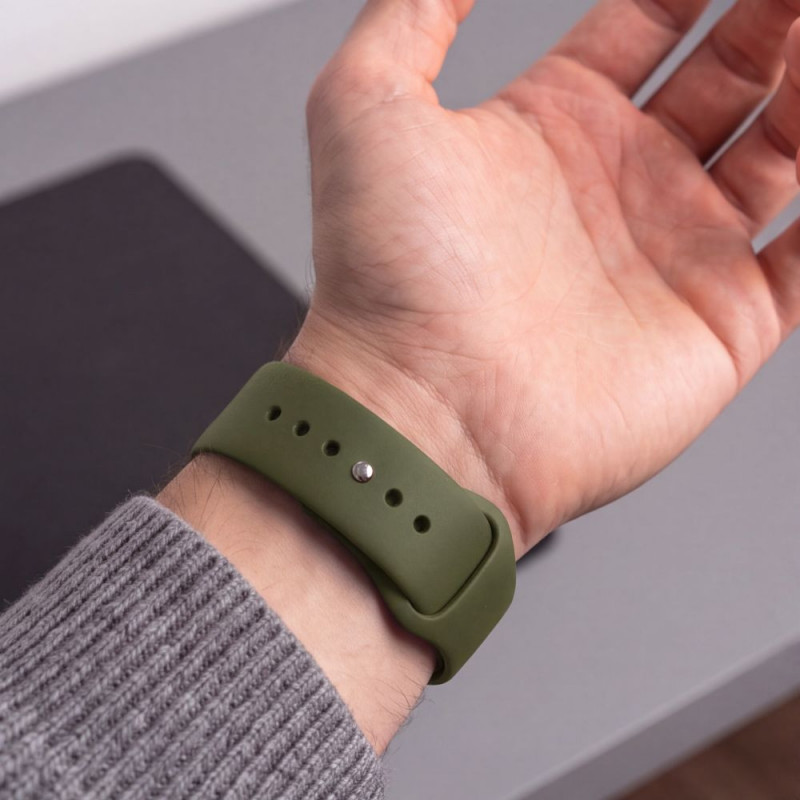 Tech-Protect Silicone Band for Apple Watch 8 / 9 / 10 / 11 / 12 / SE / Ultra 44/45/46/49 mm, Olive Green