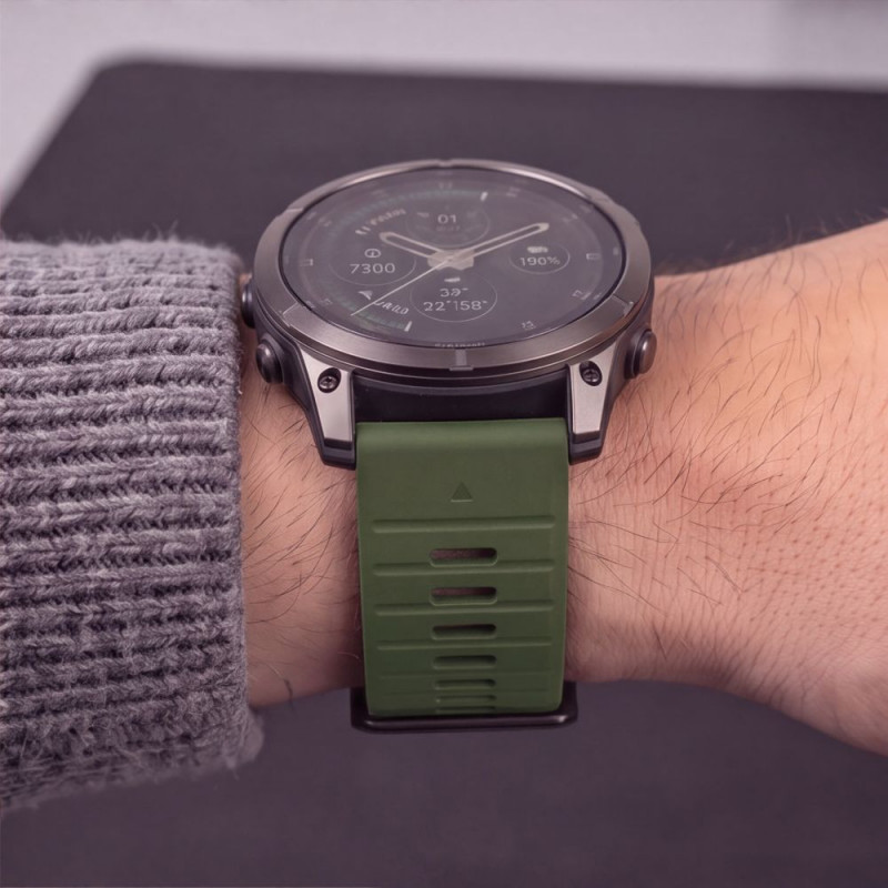 Tech-Protect Silicone Watch Strap for Garmin Fenix 5 / 6 / 6 Pro / 7 / 8 / 8 Pro / E / 9 / 9 Pro 47 mm, Military Green