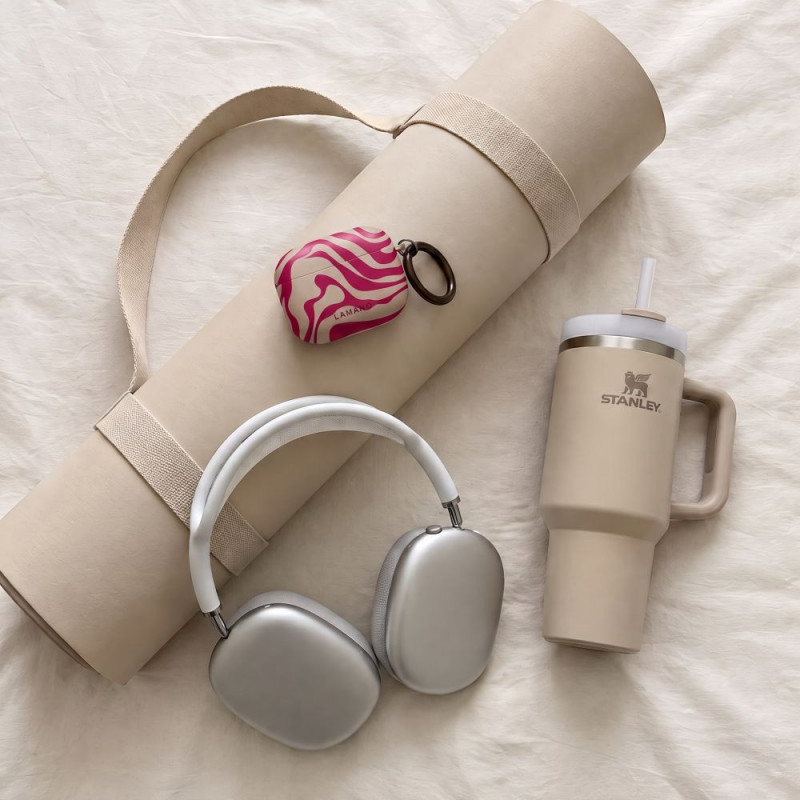 Tech-Protect Lamano Case for Apple AirPods Pro 3 with Carabiner, Flamingo Bloom (Pink and Beige)