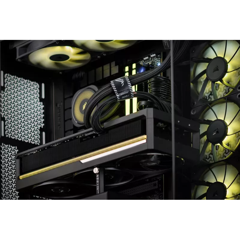 ACTINA PC AMD Ryzen 7 7800X3D 32 GB DDR5-SDRAM 2 TB SSD AMD Radeon RX 9070 XT Midi Tower Black