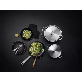 AEG A4SS Stainless Steel Cooking Pot with Glass Lid, 3.5L