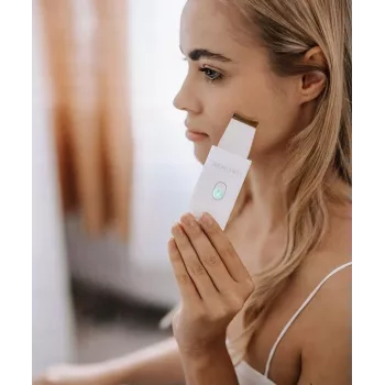 Beautifly Peeling Scrub Mini - Ultrasonic Cavitation Facial Device with EMS Microcurrent, White Rose Gold