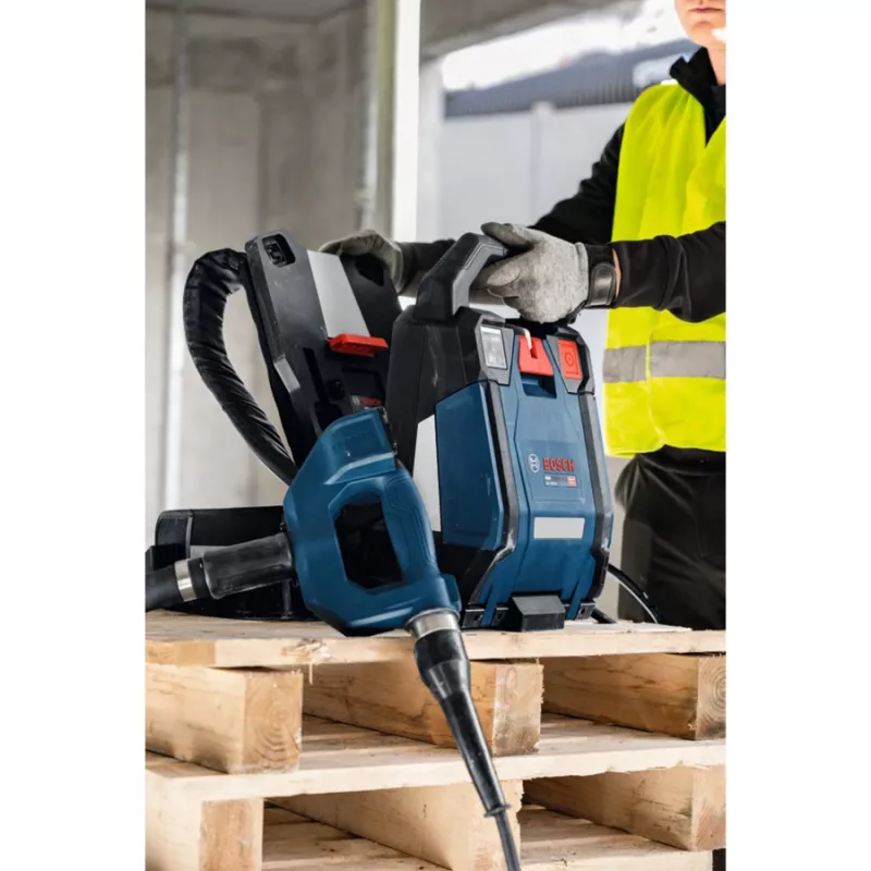 BOSCH POWERTOOLS GPU 18V-2 DI Cordless High-Frequency Concrete Vibrator System (Boxed)