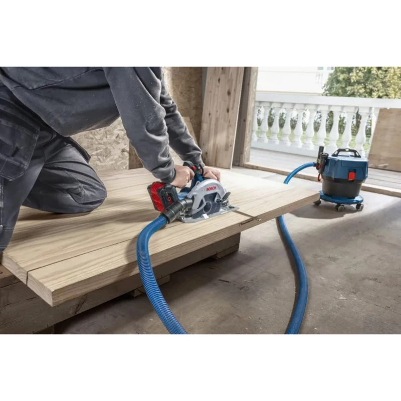 Bosch Professional GKS 18V-68-2 Cordless Hand-Held Circular Saw, 18V, 190mm Blade, Solo (No Battery or Charger), Blue/Black, in L-BOXX