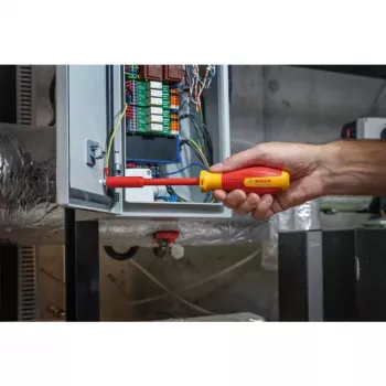 Bosch VDE Insulated Screwdriver Set 1600A02NF3, 7-Piece, Slotted/Phillips/Pozidriv, 1000V, IEC 60900