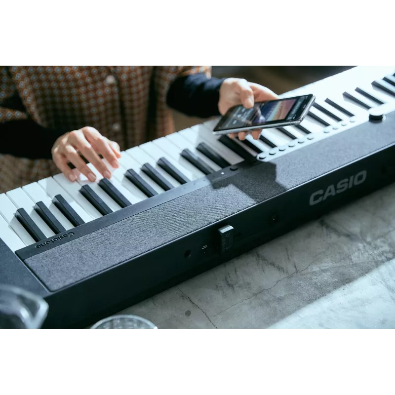 Casio CT-S1 61-Key Digital Synthesizer Black