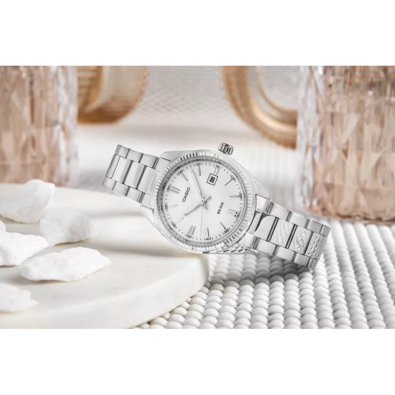 CASIO LTP1302PD7A1V Unisex Analog Quartz Watch, Silver Stainless Steel, 34.5 x 30.2 x 8.7 mm