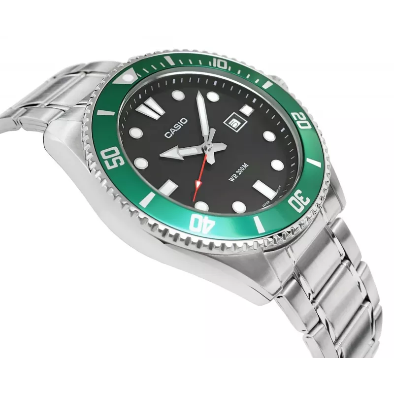 Casio MDV-107D-3AVEF Men's Analog Quartz Watch with Green Dial and Stainless Steel Bracelet, 200m Water Resistance