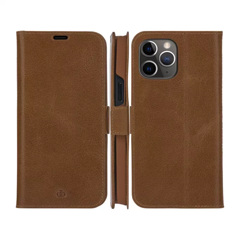 DBRAMANTE 1928 Copenhagen Slim Flip Case for Apple iPhone 13 Pro Max, Full-Grain Grained Leather, Light Brown, Magnetic Closure, 3 Card Slots, Stand Feature, Wireless Charging Support