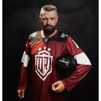 Dinamo Riga Fan Jersey Dārziņš #16 Red XS