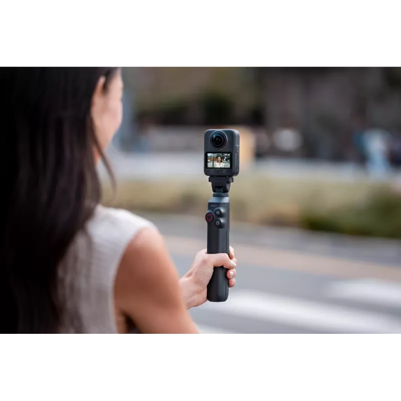 DJI Osmo Mobile 3 Grip Tripod - 2-in-1 Handheld Grip & Desktop Tripod, 1/4 inch-20 UNC, Foldable, Black