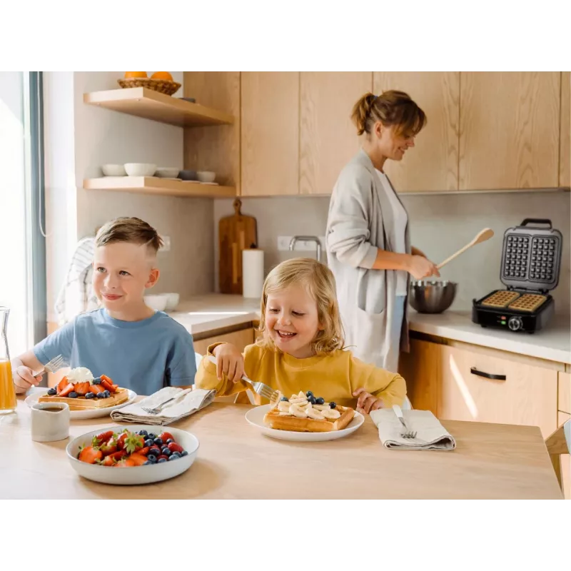 ELDOM WA900 Waffle Iron 1200W Black