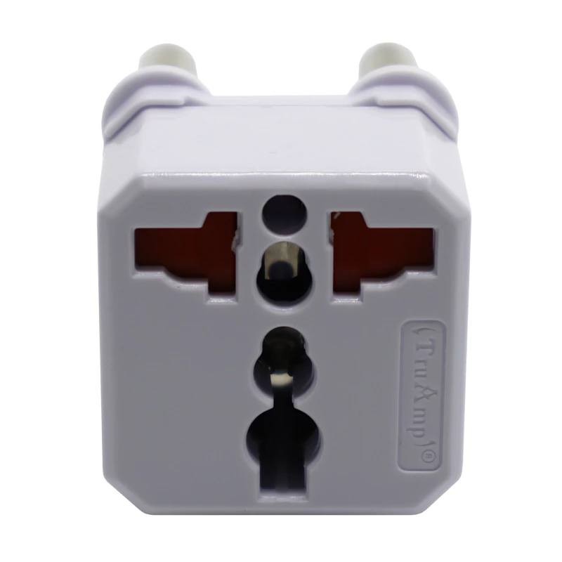 GIZZU GUTASA Universal Travel Adapter with 17W USB-C PD & Dual USB-A
