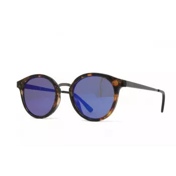 GUESS Women's GF0305-5153X Cat Eye Sunglasses - Brown Havana Acetate Frame with Brown Gradient Lenses - 51mm Lens Width
