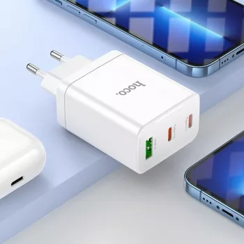 HOCO 35W Dual USB-C + USB-A PD & QC3.0 Wall Charger with USB-C to Lightning Cable, White