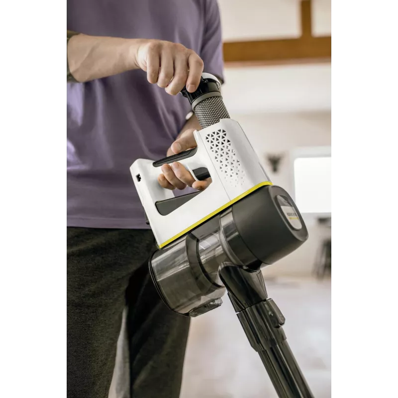 Kärcher VC 4 Cordless myHome Car Battery-Powered Vacuum Cleaner, Bagless, 0.65L, White